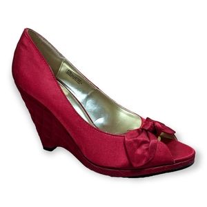 Steve Madden Ruby Red Satin Wedge Shoe, 8M